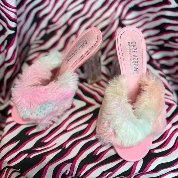 Y2K Fuzzy playboy girl style Heels — Size 6.5 - Picture 1 of 6